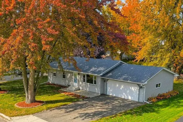 1836 Hemlock AVE, Owatonna, MN 55060