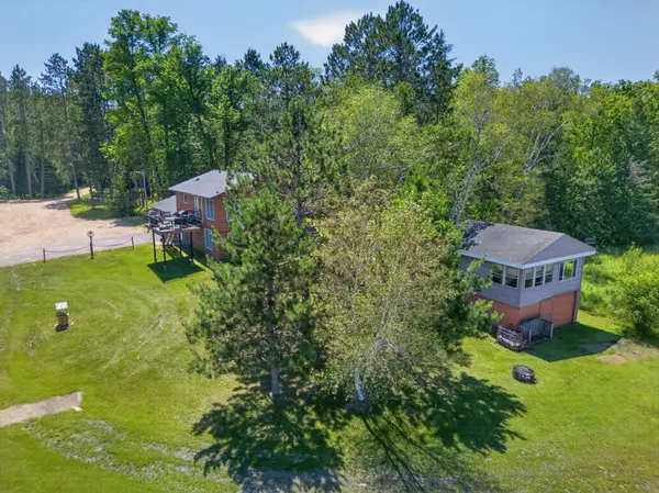 21852 Moose Point RD, Cohasset, MN 55721