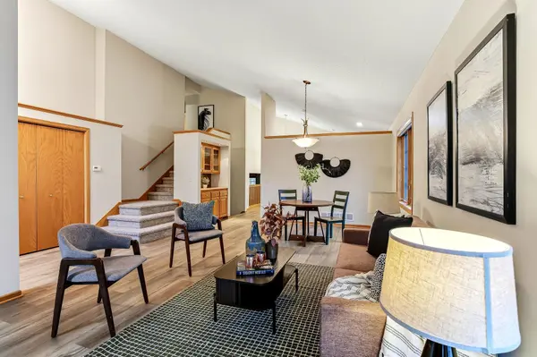 4707 Wildwood ST, Eagan, MN 55122