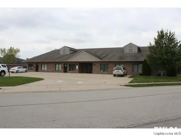 3001 Montvale DR #F, Springfield, IL 62704
