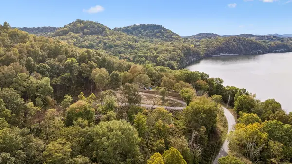 0 Sullivans Bend Rd, Elmwood, TN 38560