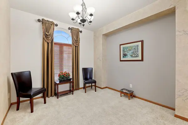 1862 S Tara Falls, Wichita, KS 67207