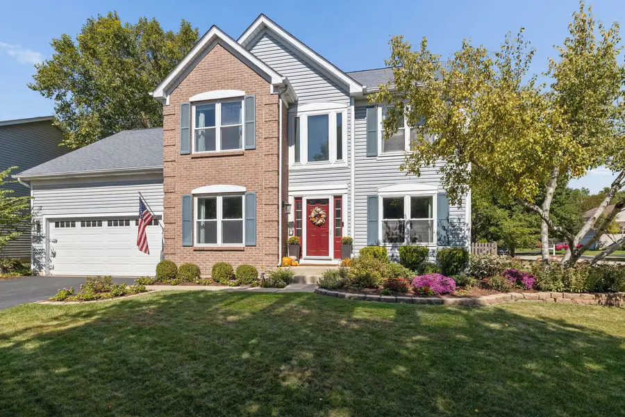2224 Beaumont CT, Aurora, IL 60502