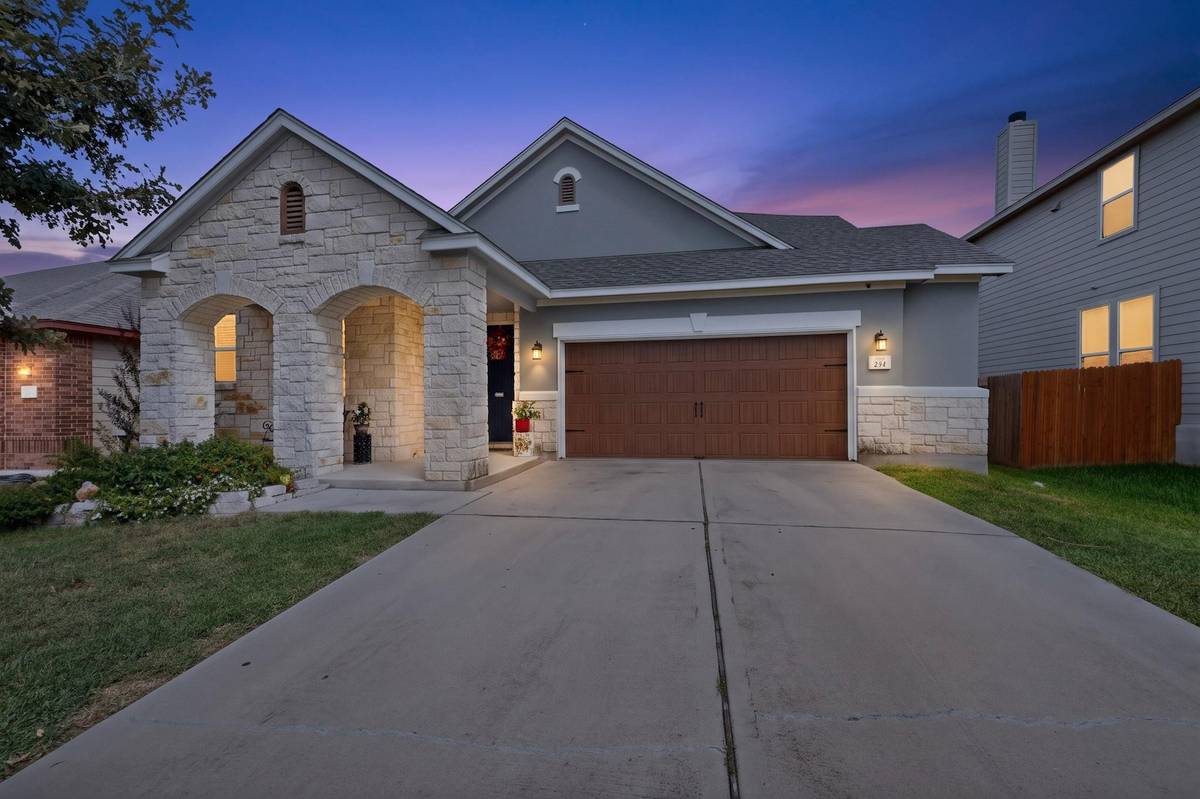 250 Fender DR, Kyle, TX 78640