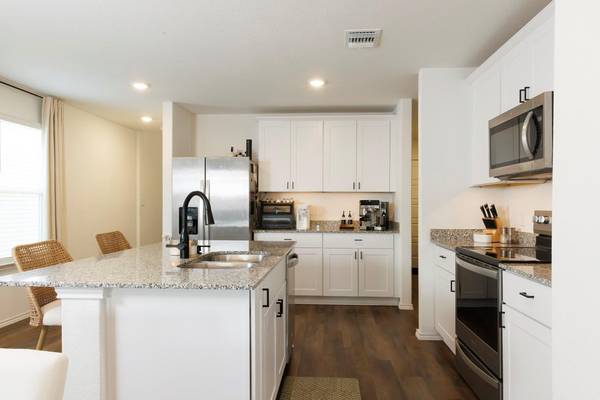 759 Bluegrass PT, New Braunfels, TX 78130
