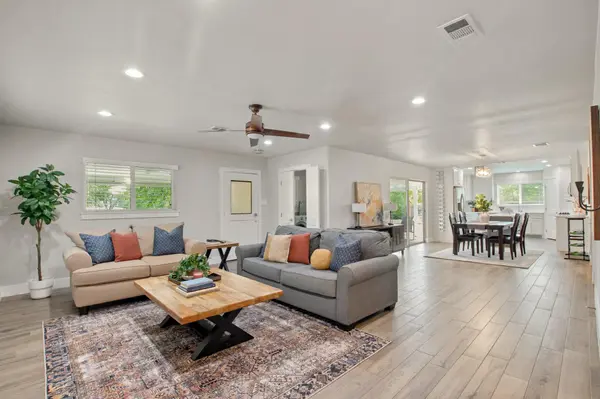 9110 Chisholm LN, Austin, TX 78748