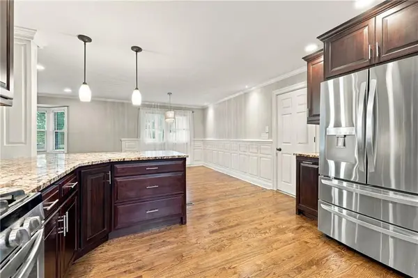 1703 NE 77 ST, Gladstone, MO 64118