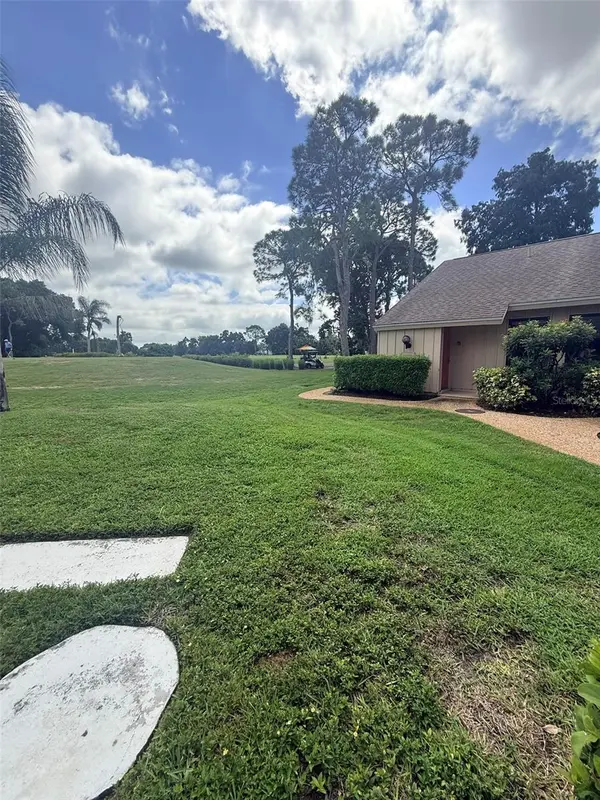 3501 LONGMEADOW #1, Sarasota, FL 34235
