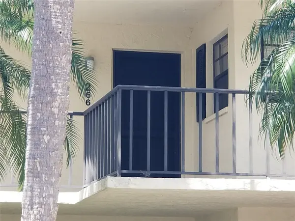 7050 FAIRWAY BEND LN #266, Sarasota, FL 34243