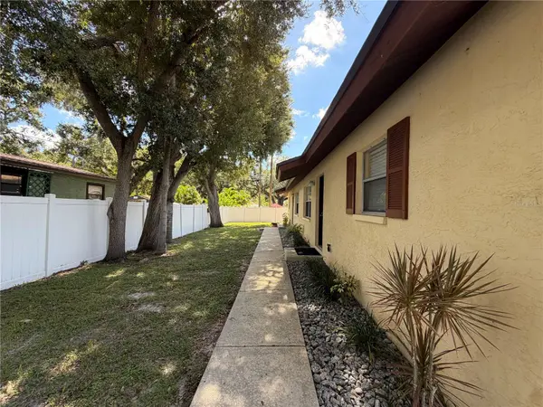 615 2ND AVE NE #A, Largo, FL 33770