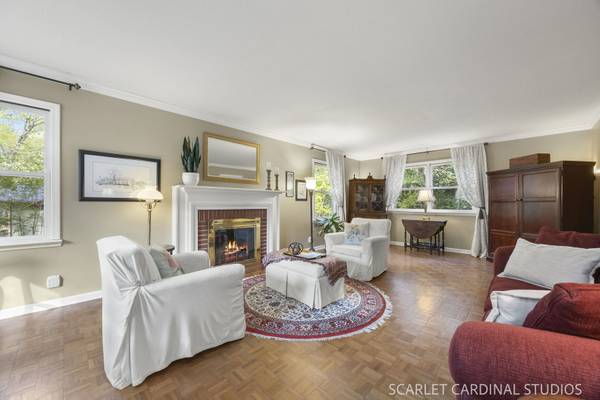 4N057 Thornapple RD, St. Charles, IL 60174
