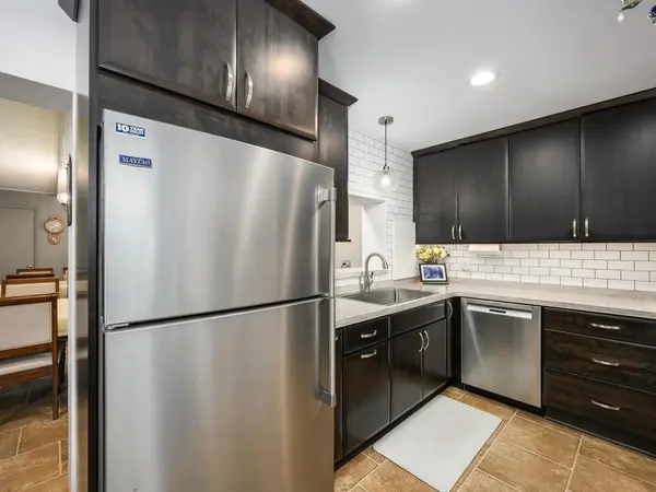 13106 Village LN, Crestwood, IL 60418