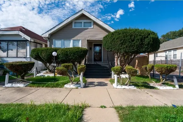 10046 S PERRY AVE, Chicago, IL 60628