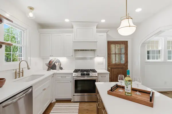 404 Murrell St, Dickson, TN 37055