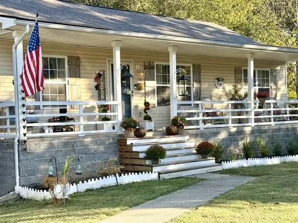 3276 Backridge Rd, Woodlawn, TN 37191
