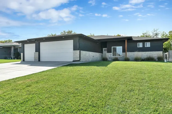 12017 E Bonita Cir., Wichita, KS 67207