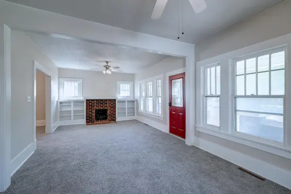 712 E 10th, Winfield, KS 67156