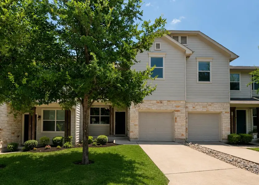 512 Eberhart LN #1205, Austin, TX 78745
