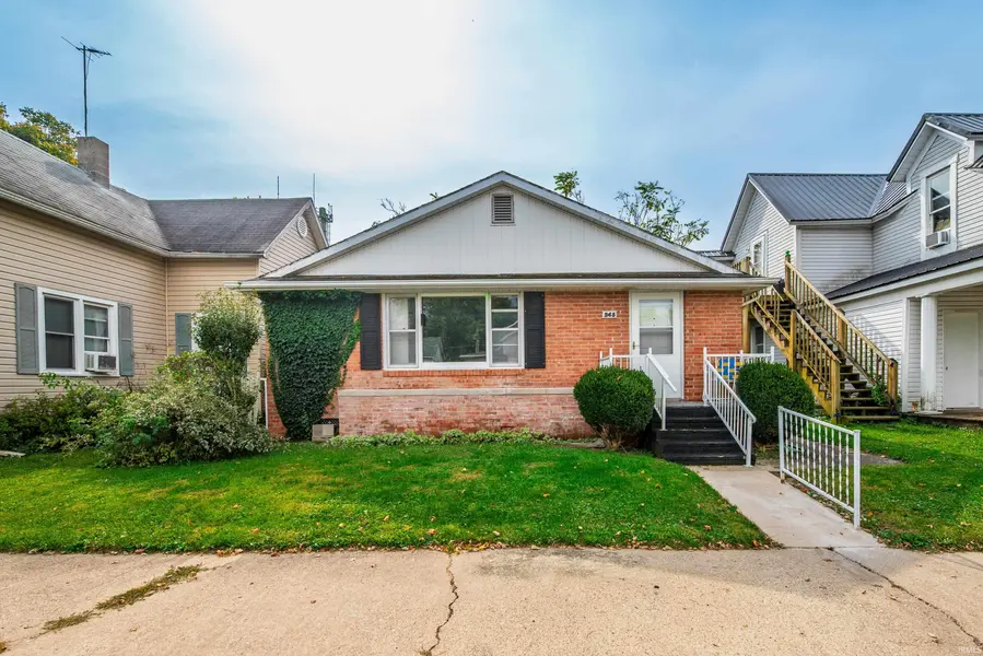 245 W Howard ST, Parker City, IN 47368