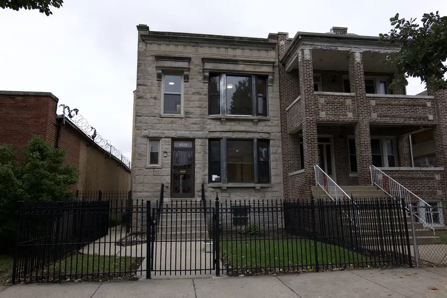 4528 W Washington BLVD, Chicago, IL 60624