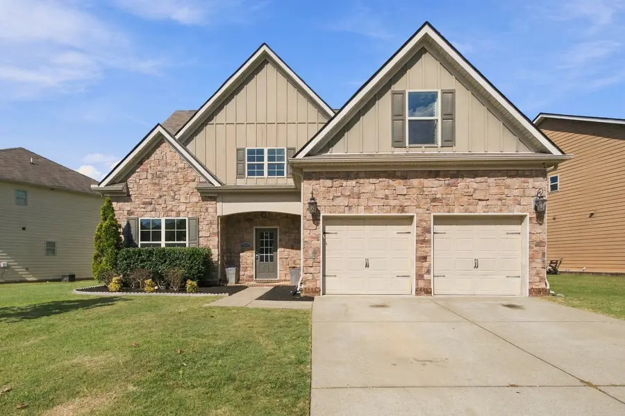 923 Lunette Dr, Murfreesboro, TN 37128