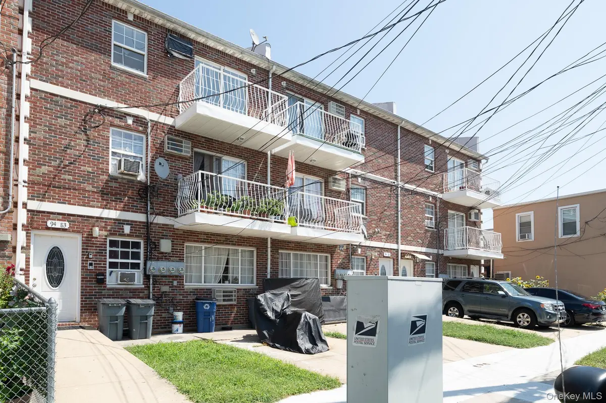 9483 218th ST, Queens Village, NY 11428