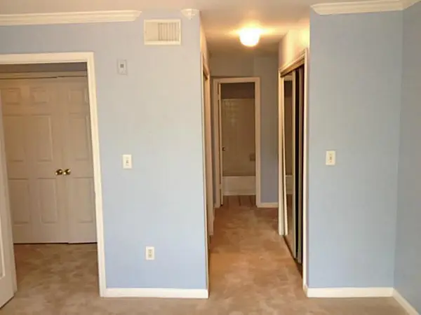 501 W 26th ST #104, Austin, TX 78705