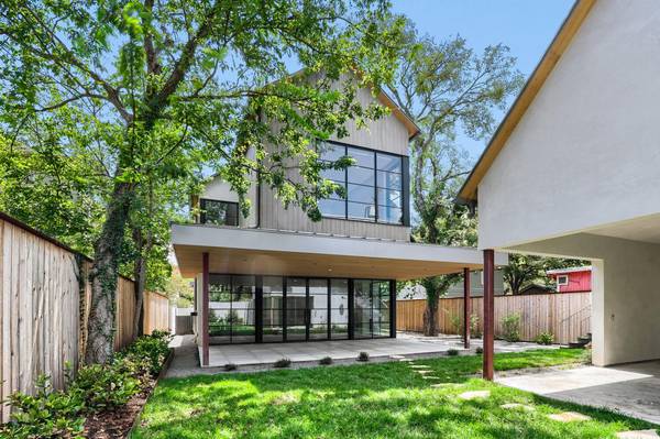 1104 Maufrais ST, Austin, TX 78703
