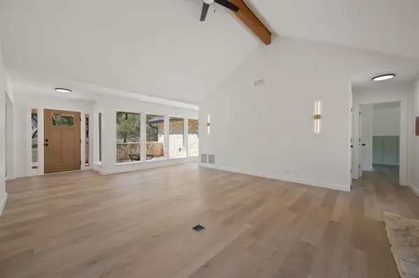 509 W Esparada DR, Georgetown, TX 78628