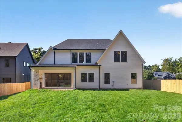 215 Smithfield DR, Charlotte, NC 28270