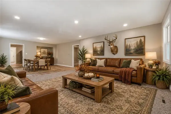 817 Pawnee ST, Leavenworth, KS 66048