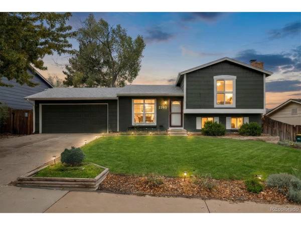 2591 S Naples, Aurora, CO 80013