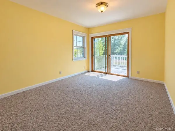 150-32 8 AVE, Whitestone, NY 11357