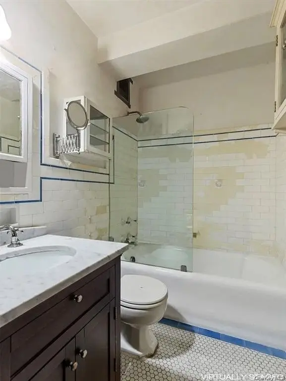 457 W 57th ST #308, New York (manhattan), NY 10019