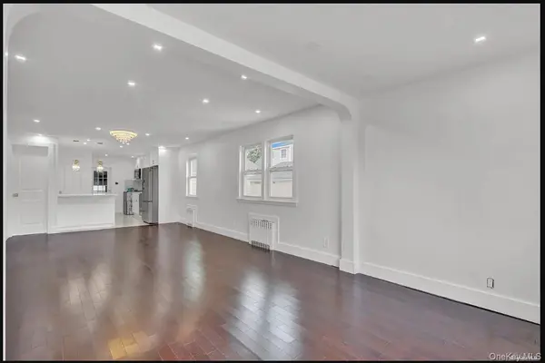 57 Catherine AVE, Franklin Square, NY 11010
