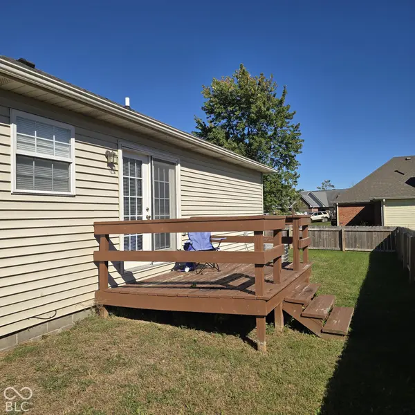 2141 Galaxy DR, Franklin, IN 46131
