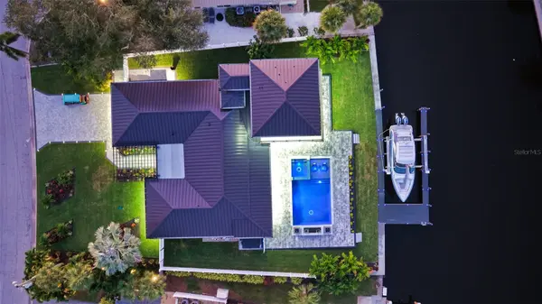 809 IDLEWILD WAY, Sarasota, FL 34242
