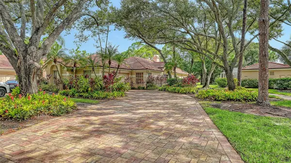3944 LYNDHURST CT, Sarasota, FL 34235