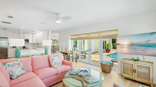 539 67TH ST, Holmes Beach, FL 34217
