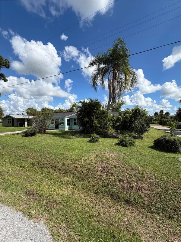 25 WARREN AVE, Englewood, FL 34223