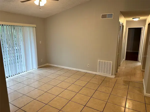 5219 VIA HACIENDA CIRCLE #211, Orlando, FL 32839