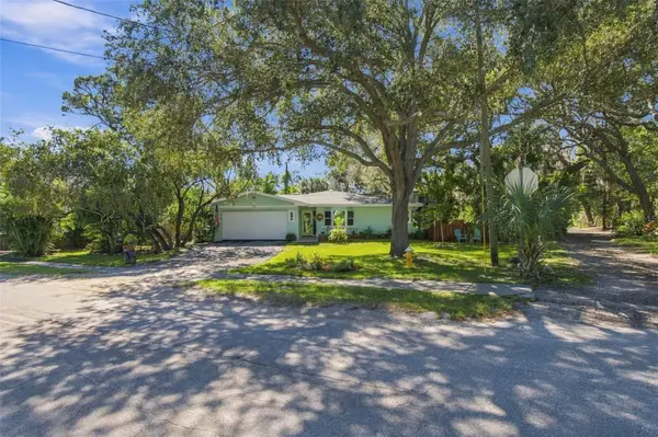 395 GEORGIA AVE, Crystal Beach, FL 34681