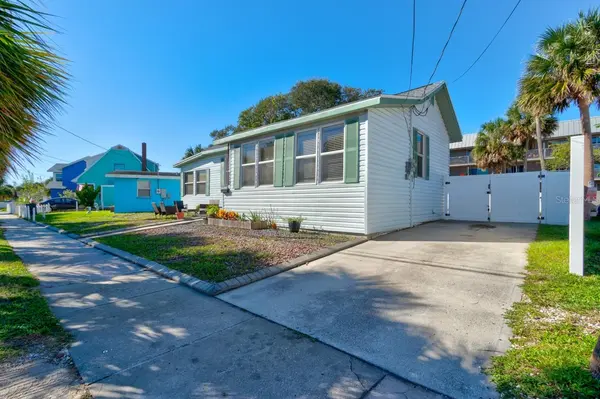 110 S HOLLYWOOD AVE, Daytona Beach, FL 32118