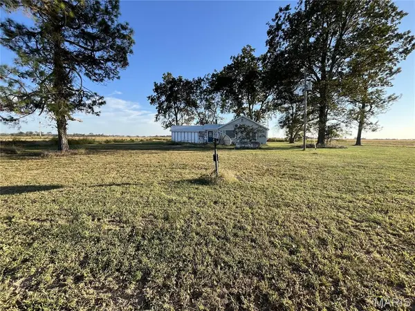 260 County Highway 250, Hayti, MO 63851