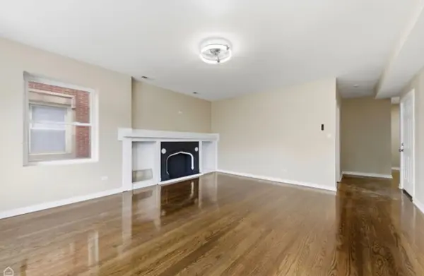 7741 S Phillips AVE #1, Chicago, IL 60649