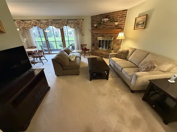 15715 Deerfield CT #1N, Orland Park, IL 60462