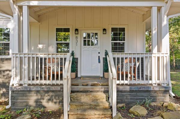 831 Fairmount Avenue, Signal Mountain, TN 37377