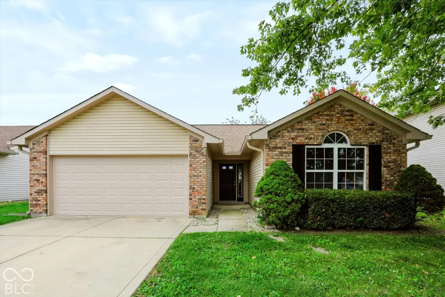 13083 N Sterling Commons, Fishers, IN 46038