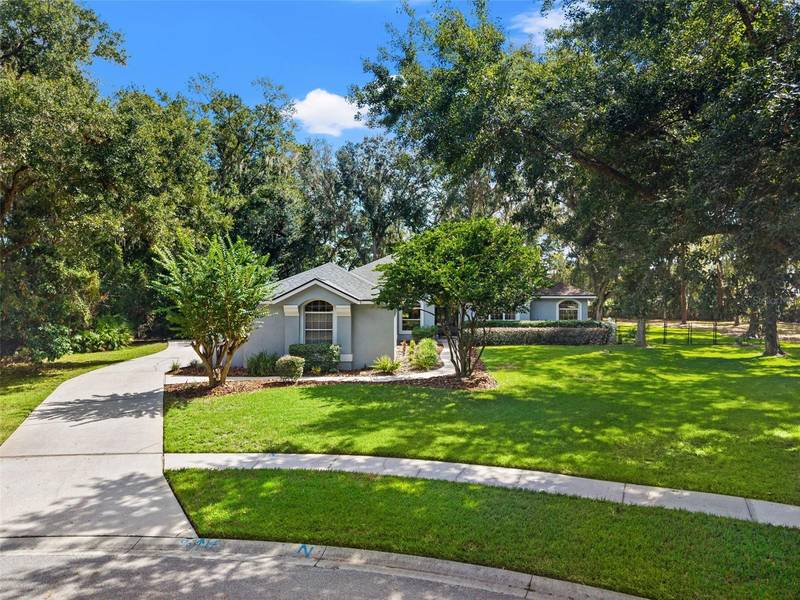 6029 HAMMOCK HILL AVE, Lithia, FL 33547