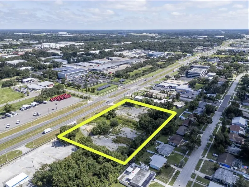 6525 E HILLSBOROUGH AVE, Tampa, FL 33610